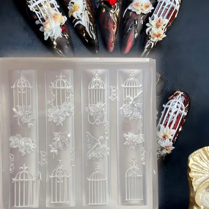Świecznik w kształcie motyla,  – Nail Art Gothic recenzja i cena